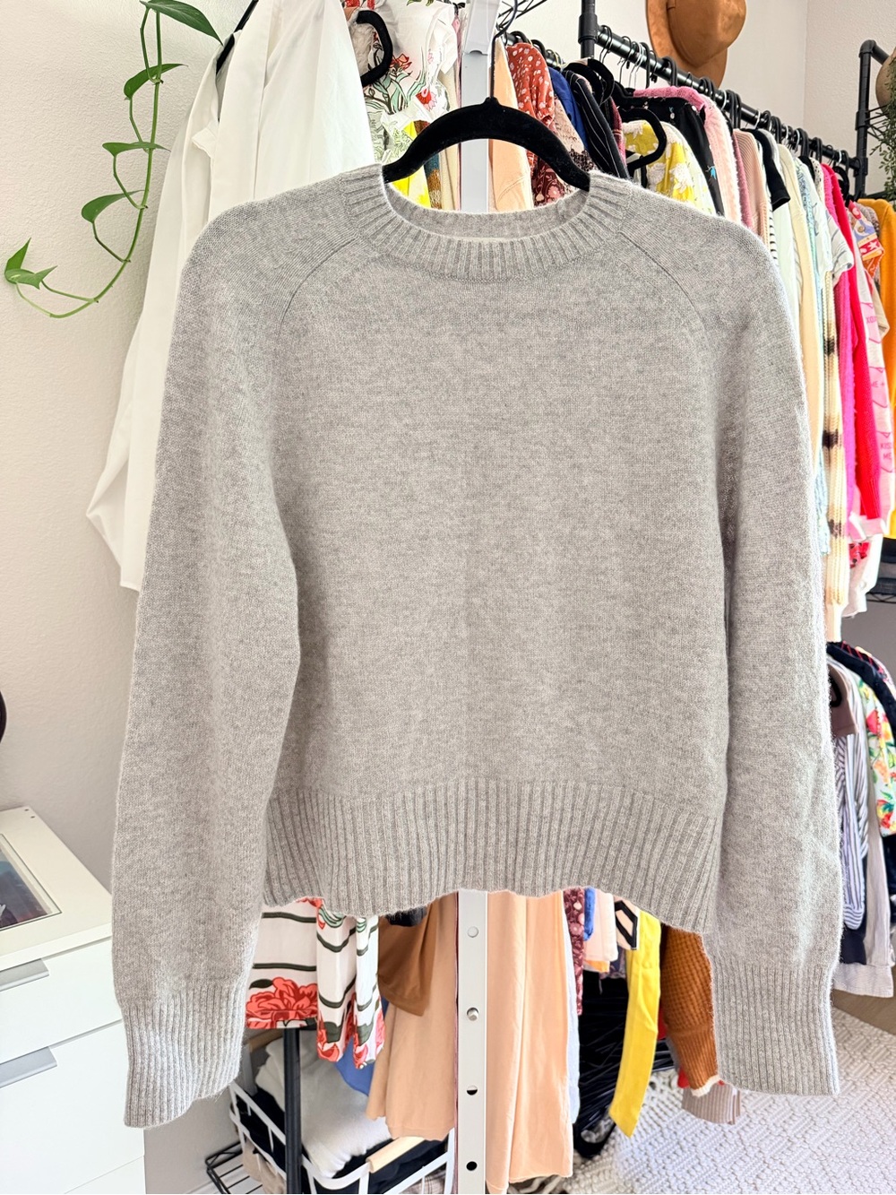 Everlane Cashmere Blend Crewneck Sweater in Gray Size Medium